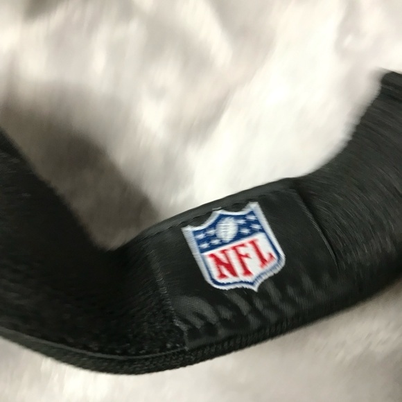 New Era Black Raiders Football Adjustable Visor Oakland Las Vegas NWT - Picture 9 of 11